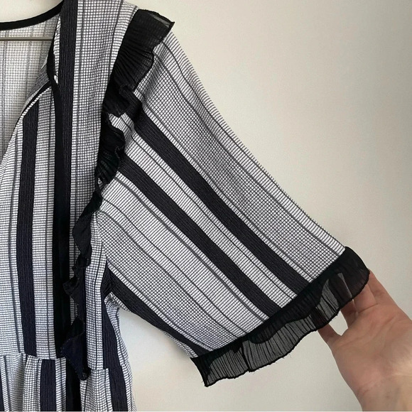 Zara striped ruffle midi short sleeve dress size small - Picture 6 of 9